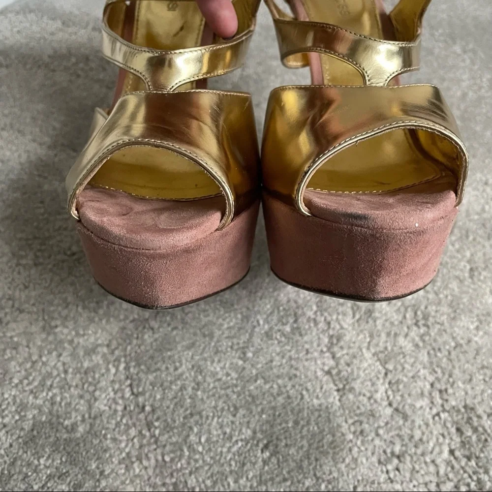 Sergio Rossi Gold Metallic Strappy Color Block Platform Sandals EUC Size 38.5